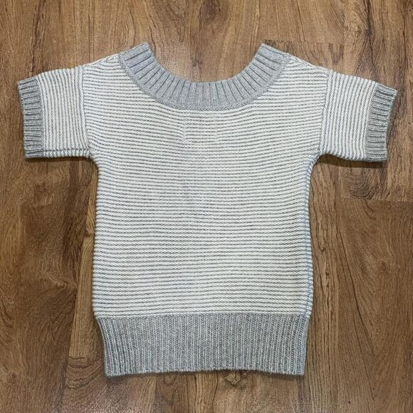 AMERICAN EAGLE GRAY SHORT-SLEEVE KNIT SWEATER - Picture 2 of 5